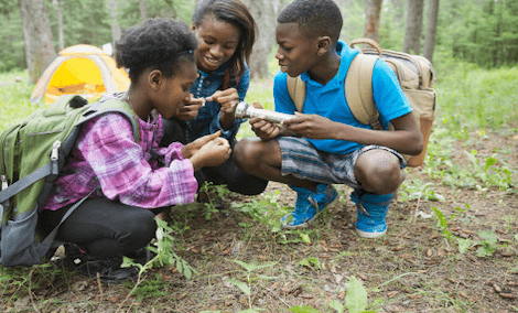 ChildrenOutdoors